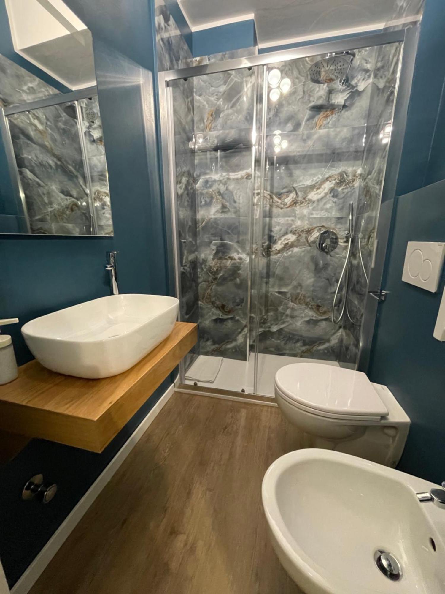 Isvi Bari Comfort Rooms Exterior foto